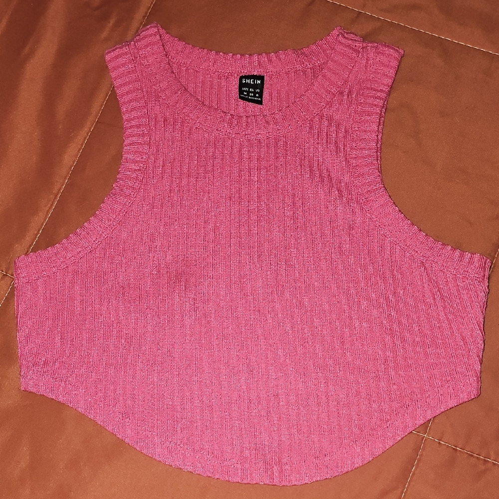 Hot Pink Ribbed Crop Top